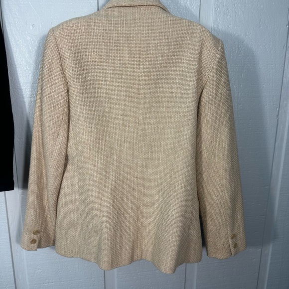 Dalton Vintage Tan Women’s Lined 2 Button Blazer See Measurements EUC - Picture 3 of 6